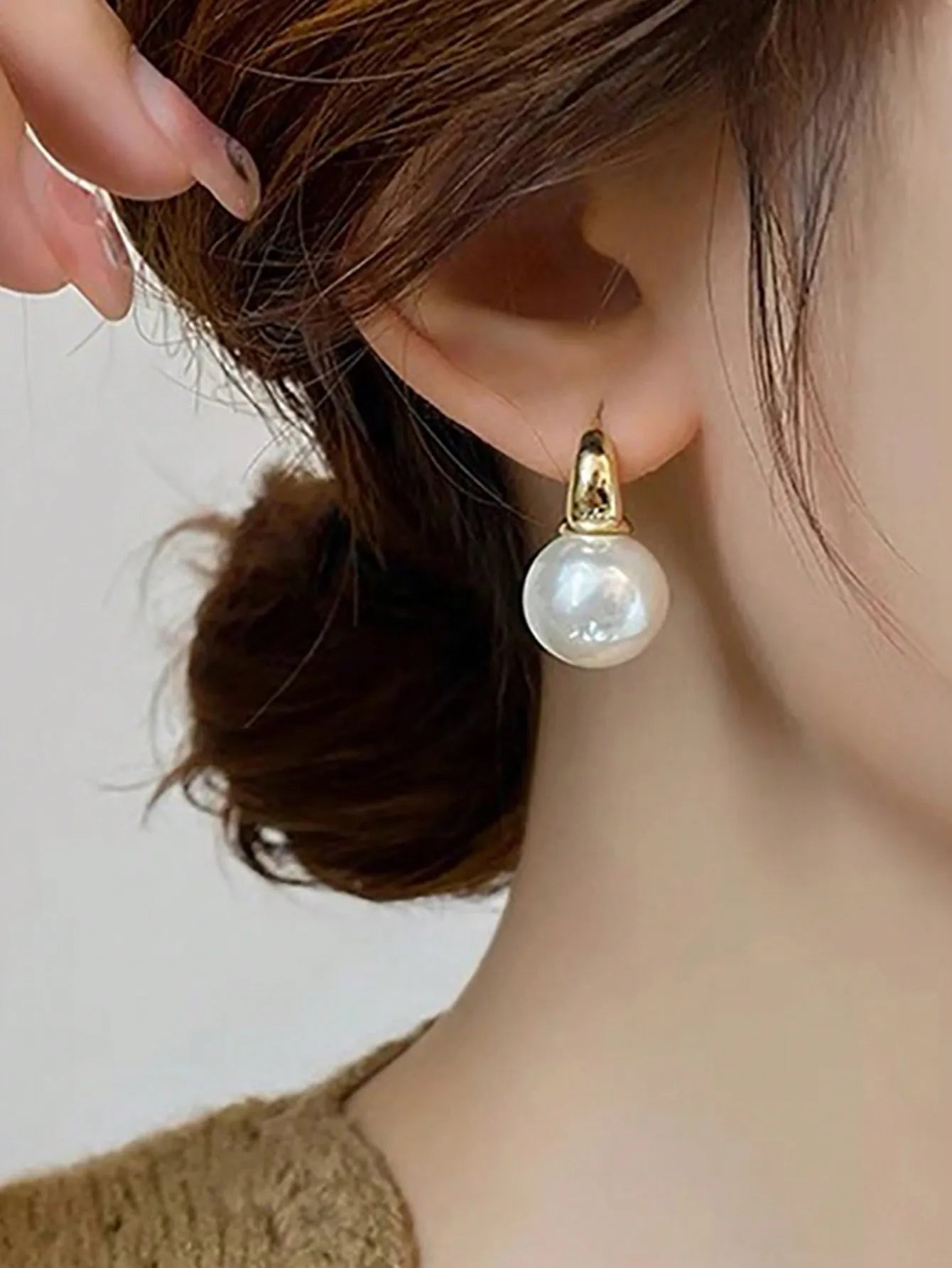 Elegant Faux Pearl Rhinestone Hoop Earrings For Women Copper Alloy