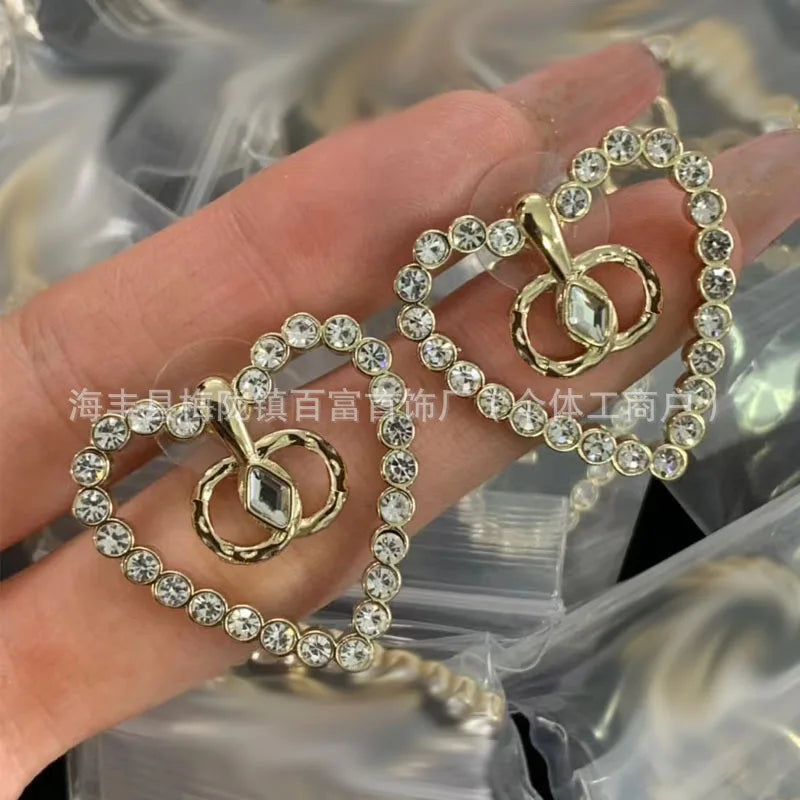 Double C Peach Heart Diamonds Retro Stud Earrings Versatile