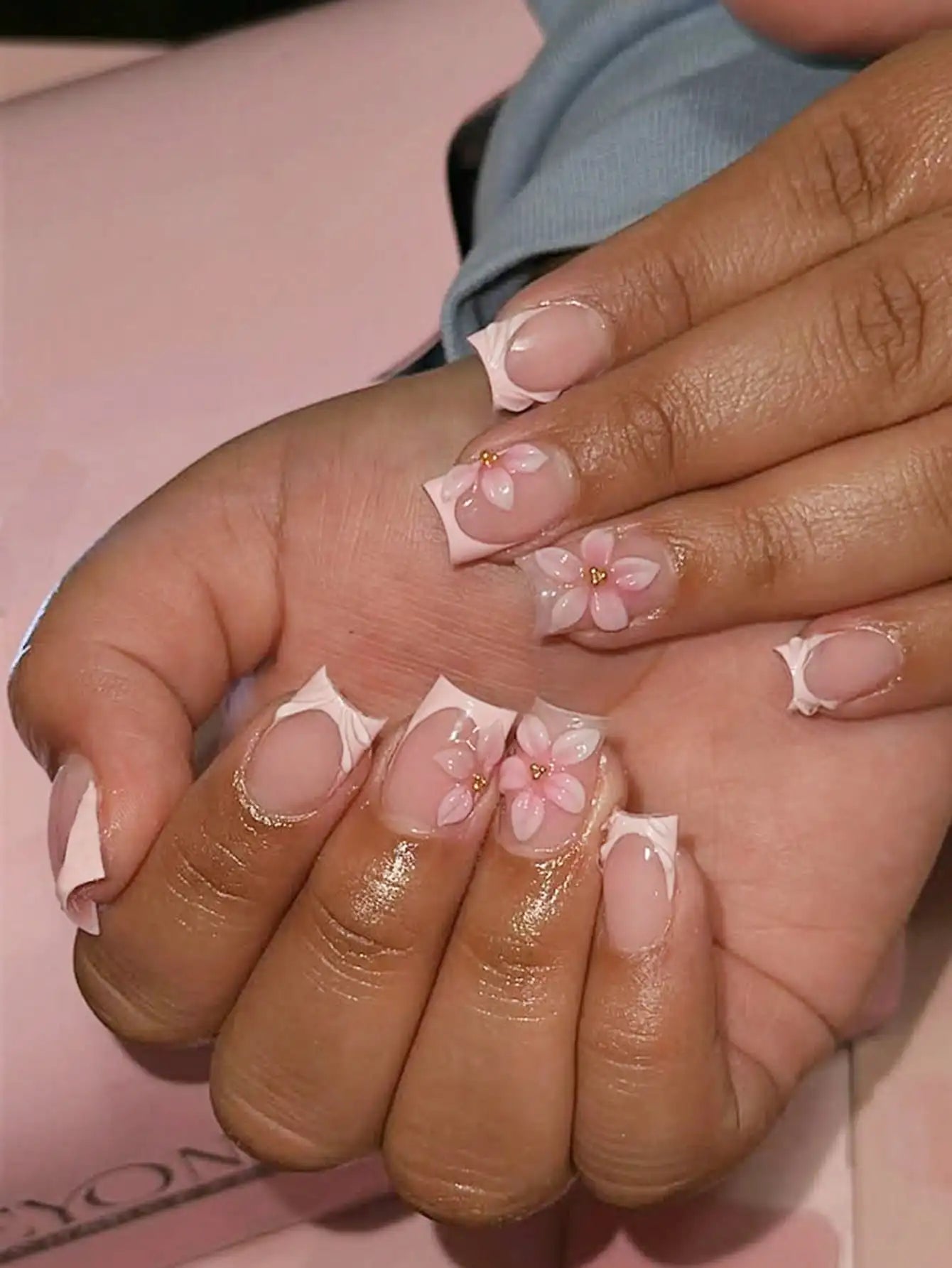 24Pcs Short Square French Flower Acrylic Press On Nails