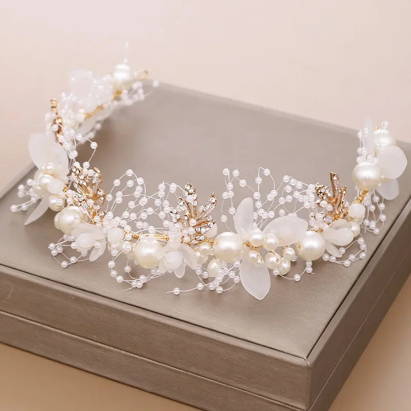 DIAMRI Pearl Flower Crown Bridal Headpiece Boho Hair Accessory