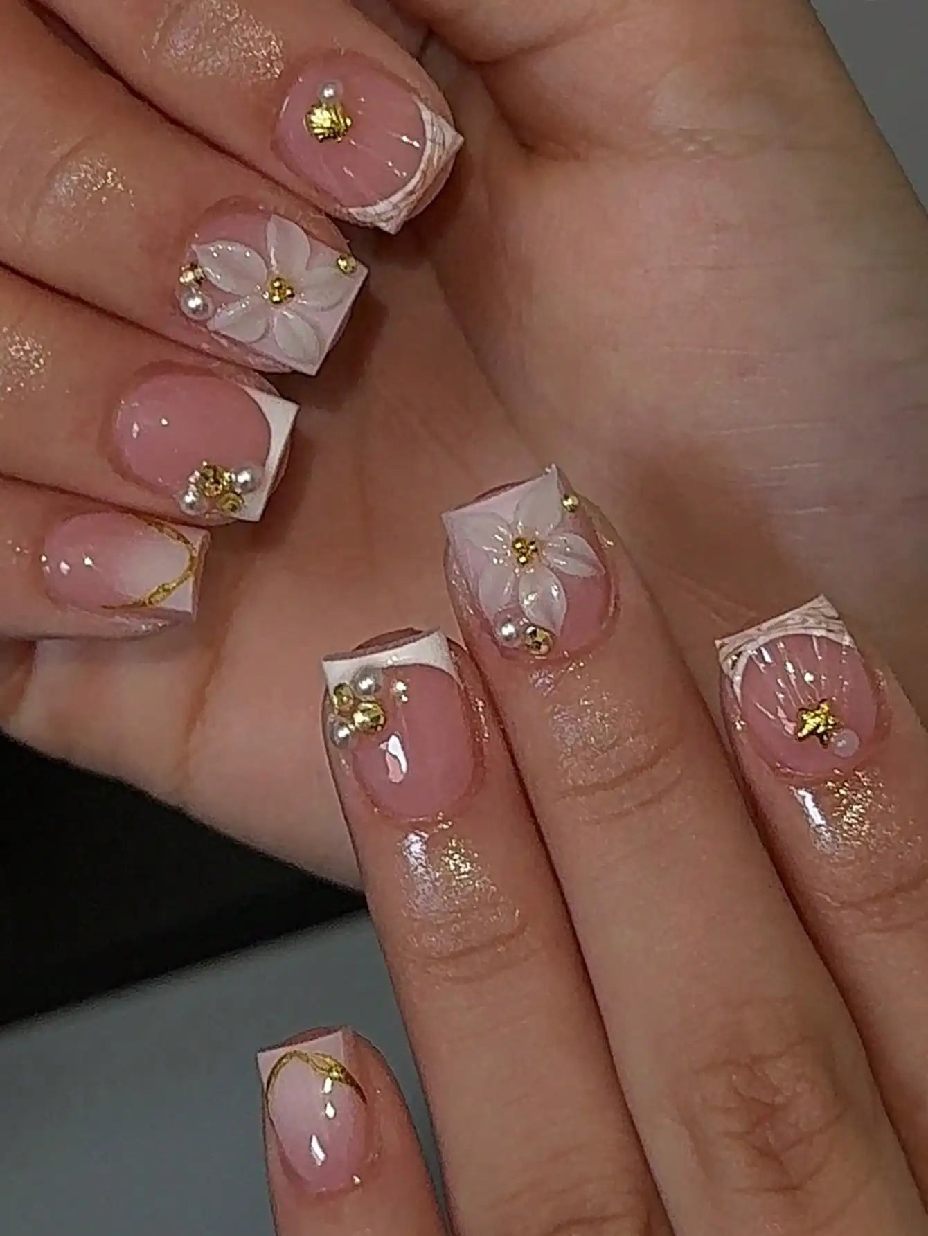 24Pcs Short Square French Flower Acrylic Press On Nails