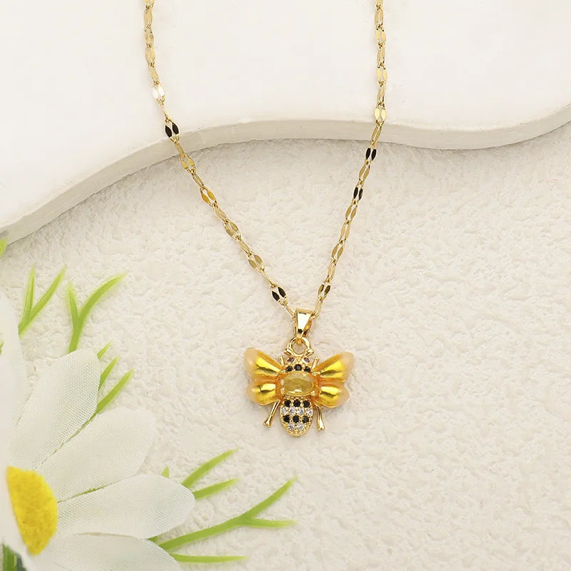 NONECN Copper Plated Zirconia Bee Pendant Necklace