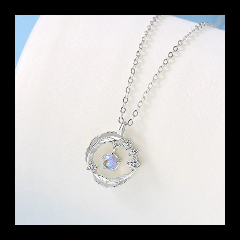 Elegant Feather Summer Clavicle Chain Pendant Necklace for Women