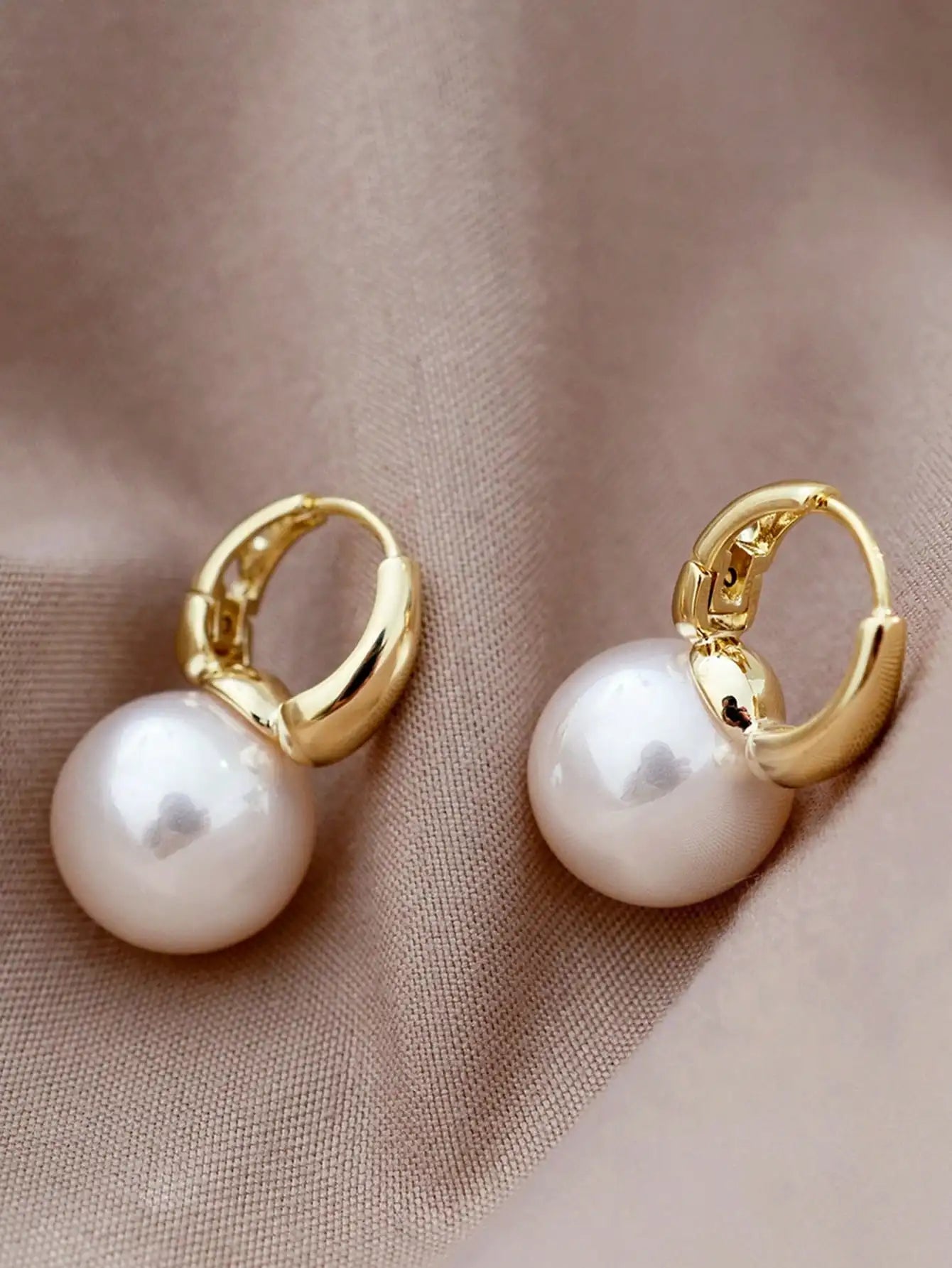 Elegant Faux Pearl Rhinestone Hoop Earrings For Women Copper Alloy