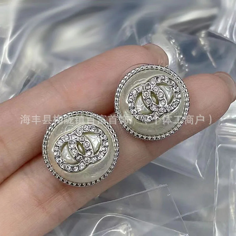 Double C Peach Heart Diamonds Retro Stud Earrings Versatile