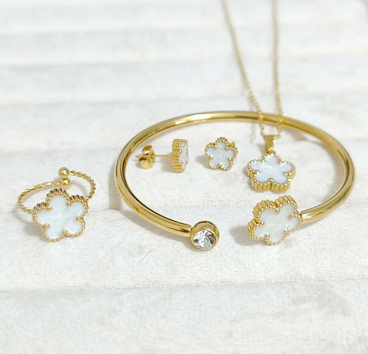 Stainless Steel Clover Jewelry Set Necklace And Earrings