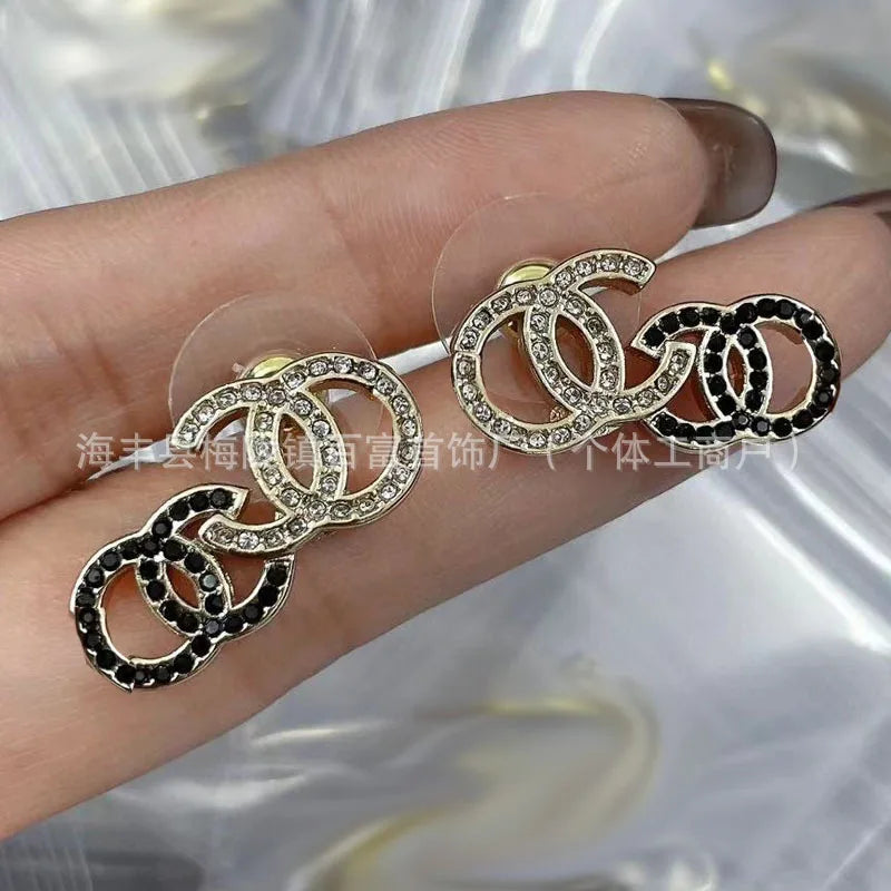 Double C Peach Heart Diamonds Retro Stud Earrings Versatile