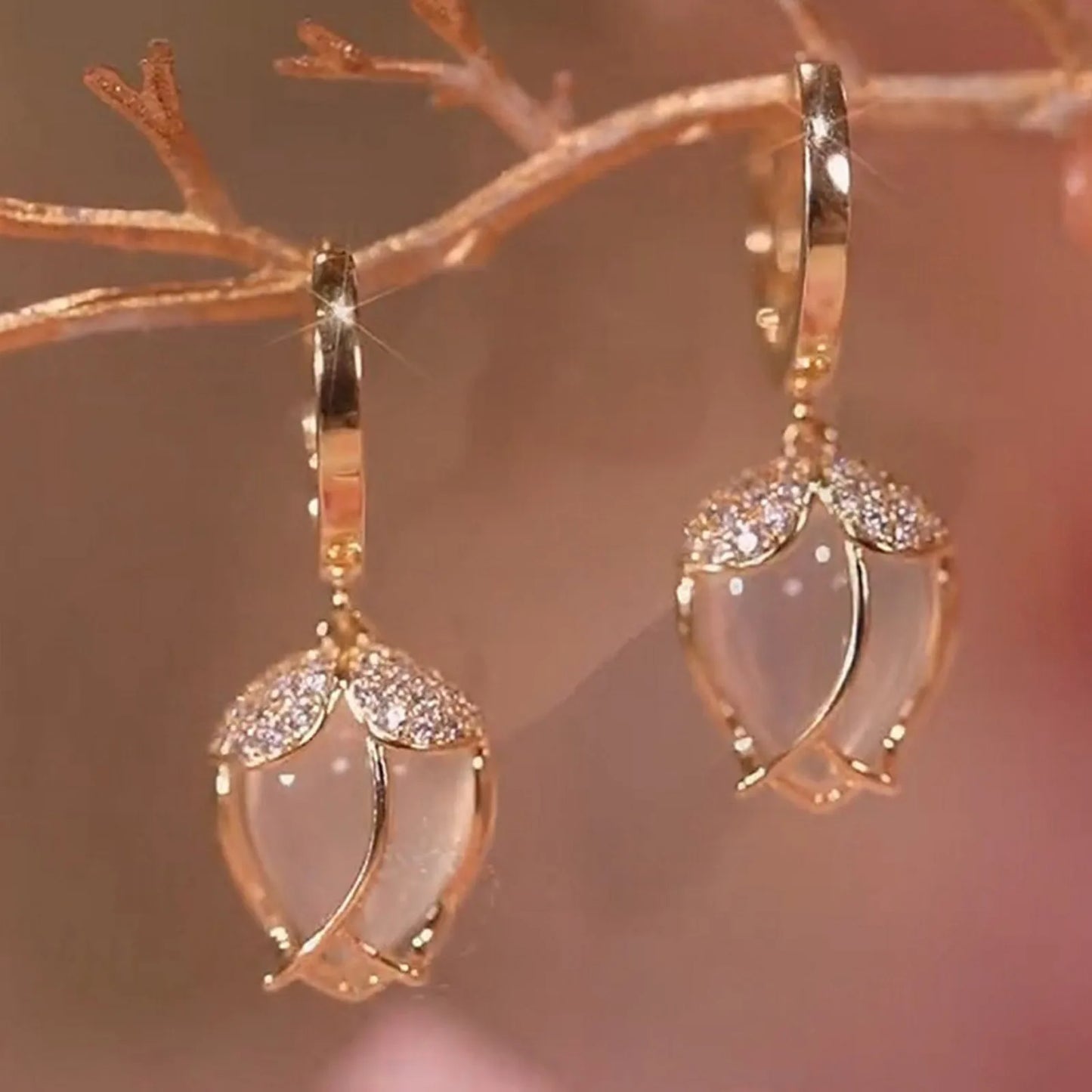 Light Luxury Cat Eye Stone Flower Earrings Fashion For Women